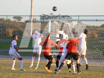Thumbnail 1 in Harvard-Westlake vs. Huntington Beach (22nd Annual SoCal Soccer Classic) photogallery.