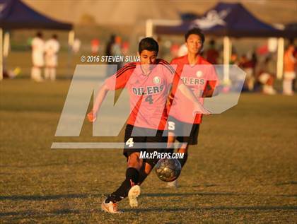 Thumbnail 1 in Harvard-Westlake vs. Huntington Beach (22nd Annual SoCal Soccer Classic) photogallery.
