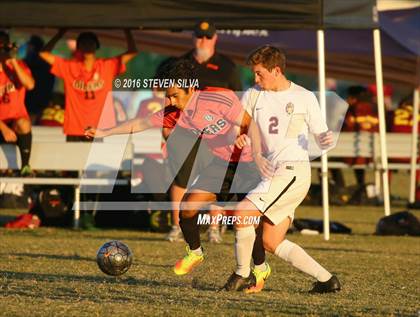 Thumbnail 1 in Harvard-Westlake vs. Huntington Beach (22nd Annual SoCal Soccer Classic) photogallery.
