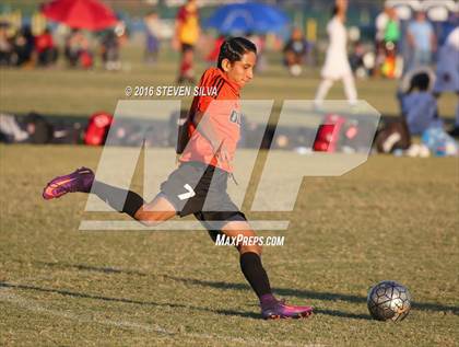 Thumbnail 1 in Harvard-Westlake vs. Huntington Beach (22nd Annual SoCal Soccer Classic) photogallery.