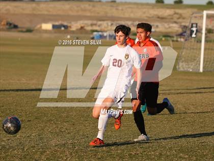Thumbnail 3 in Harvard-Westlake vs. Huntington Beach (22nd Annual SoCal Soccer Classic) photogallery.