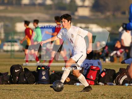 Thumbnail 1 in Harvard-Westlake vs. Huntington Beach (22nd Annual SoCal Soccer Classic) photogallery.