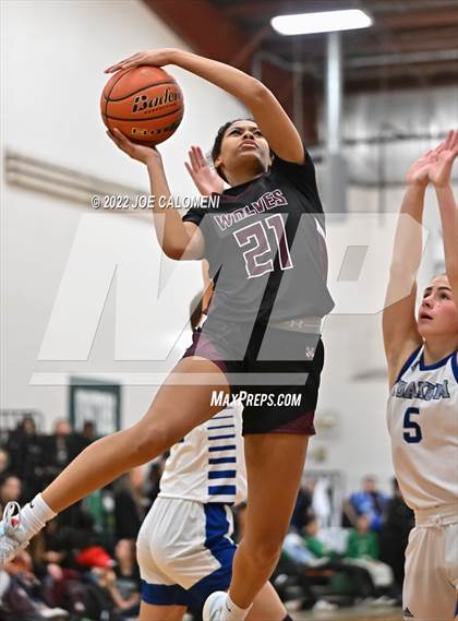 Thumbnail 3 in Davenport vs Yoakum (Marion Basketball Tournament) photogallery.