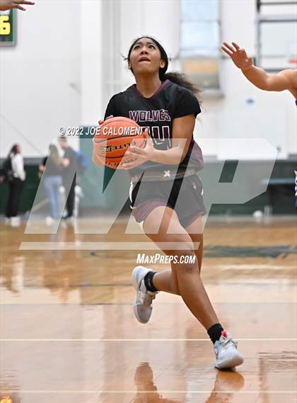 Thumbnail 3 in Davenport vs Yoakum (Marion Basketball Tournament) photogallery.