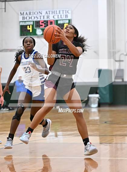 Thumbnail 3 in Davenport vs Yoakum (Marion Basketball Tournament) photogallery.