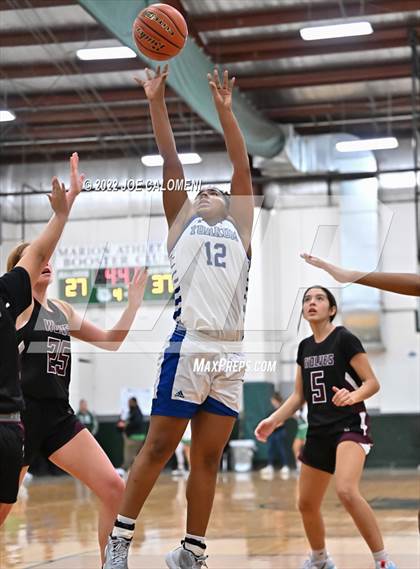 Thumbnail 1 in Davenport vs Yoakum (Marion Basketball Tournament) photogallery.