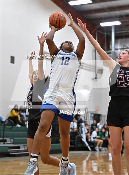 Thumbnail 2 in Davenport vs Yoakum (Marion Basketball Tournament) photogallery.