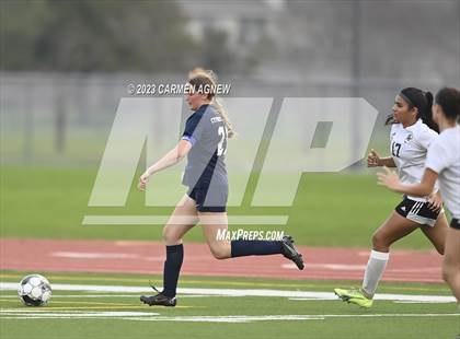 Thumbnail 2 in Cypress Ranch vs Langham Creek photogallery.