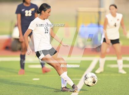 Thumbnail 2 in Cypress Ranch vs Langham Creek photogallery.