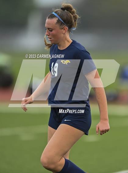 Thumbnail 2 in Cypress Ranch vs Langham Creek photogallery.