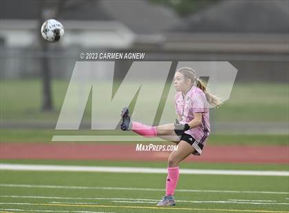 Thumbnail 3 in Cypress Ranch vs Langham Creek photogallery.