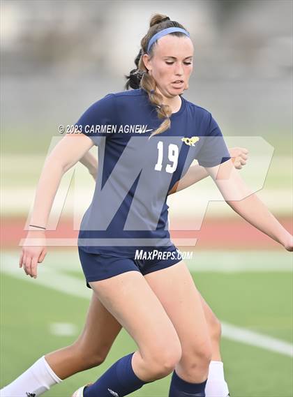 Thumbnail 3 in Cypress Ranch vs Langham Creek photogallery.
