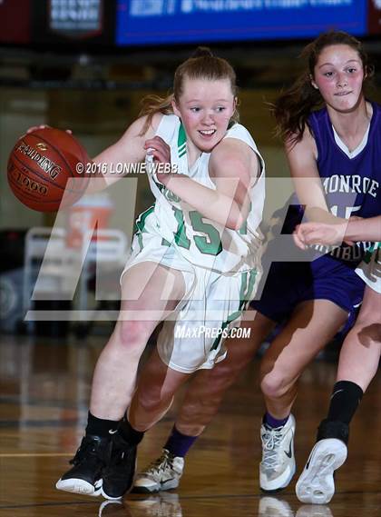 Thumbnail 2 in Irvington vs Monroe-Woodbury (Slam Dunk Tourney) photogallery.