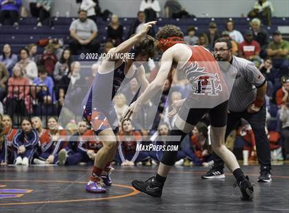 Thumbnail 2 in Lewisburg vs Center Hill photogallery.