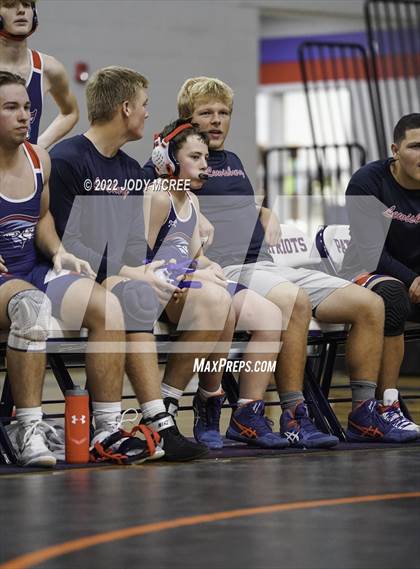 Thumbnail 2 in Lewisburg vs Center Hill photogallery.
