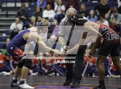 Thumbnail 3 in Lewisburg vs Center Hill photogallery.
