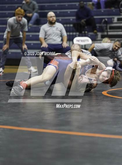 Thumbnail 2 in Lewisburg vs Center Hill photogallery.
