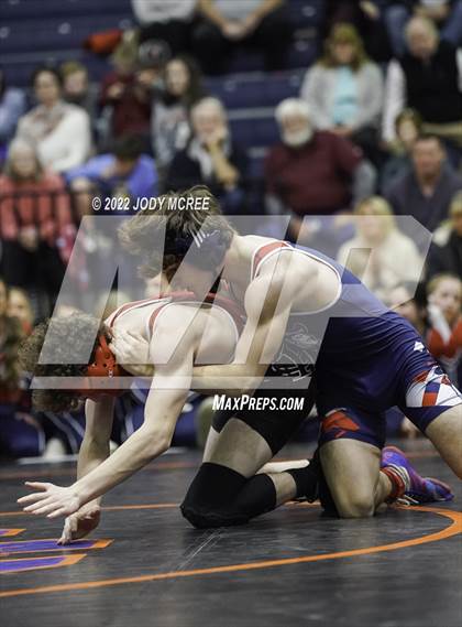 Thumbnail 1 in Lewisburg vs Center Hill photogallery.