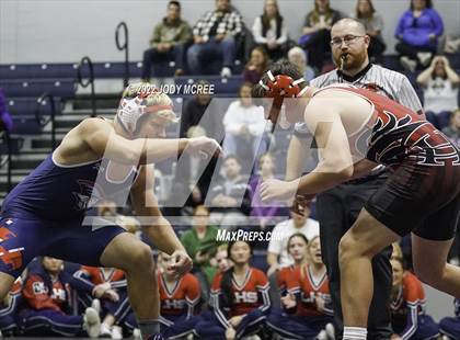 Thumbnail 3 in Lewisburg vs Center Hill photogallery.