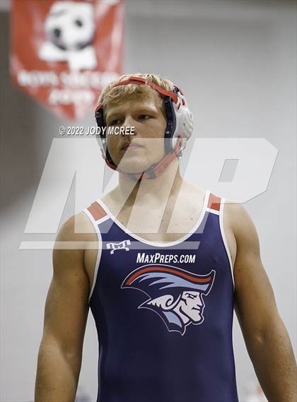 Thumbnail 2 in Lewisburg vs Center Hill photogallery.