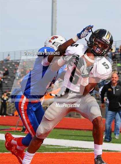 Thumbnail 2 in Glenbard North @ East St. Louis photogallery.