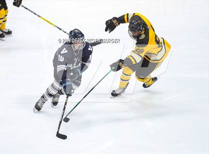 Thumbnail 1 in Valor Christian vs Monarch (CHSAA Ice Hockey Semifinal) photogallery.