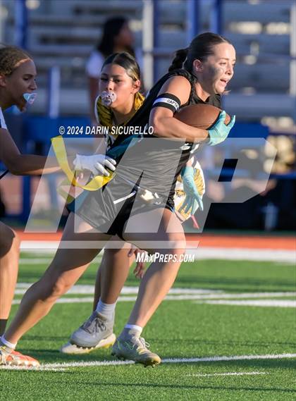 Thumbnail 2 in Marcos de Niza vs Highland (Make Your Mark Invitational) photogallery.