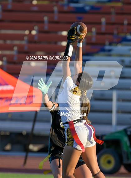 Thumbnail 3 in Marcos de Niza vs Highland (Make Your Mark Invitational) photogallery.
