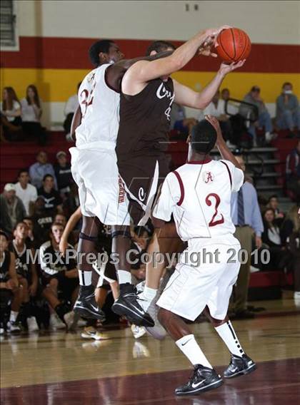 Thumbnail 2 in Crespi @ Alemany photogallery.