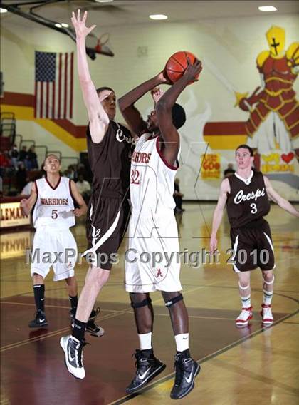 Thumbnail 3 in Crespi @ Alemany photogallery.
