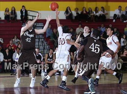 Thumbnail 2 in Crespi @ Alemany photogallery.
