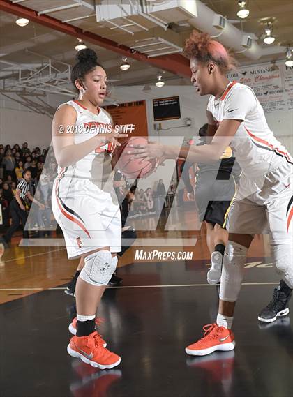 Thumbnail 3 in Foothill vs. Lathrop (CIF SJS D4 Semifinal) photogallery.