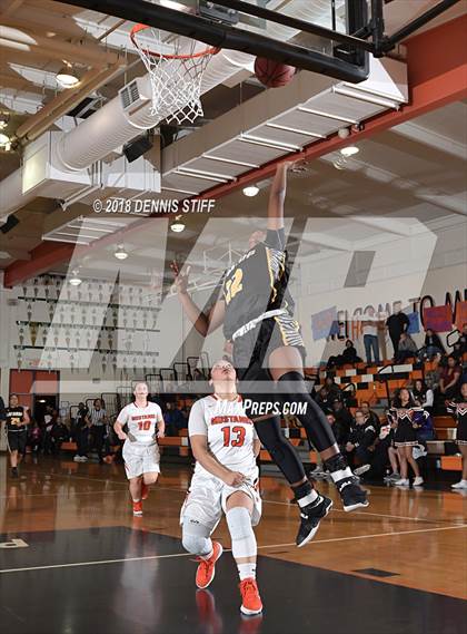 Thumbnail 2 in Foothill vs. Lathrop (CIF SJS D4 Semifinal) photogallery.