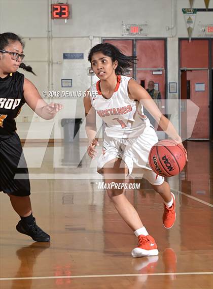 Thumbnail 1 in Foothill vs. Lathrop (CIF SJS D4 Semifinal) photogallery.