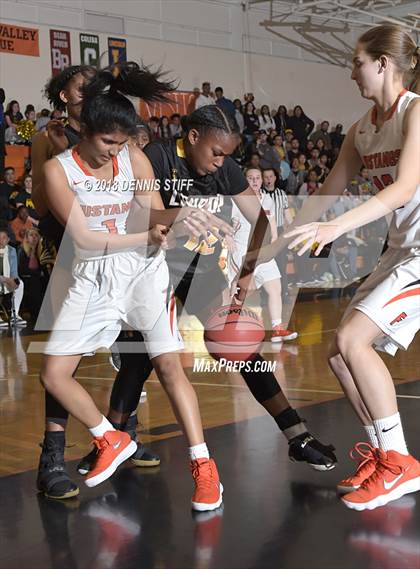 Thumbnail 3 in Foothill vs. Lathrop (CIF SJS D4 Semifinal) photogallery.