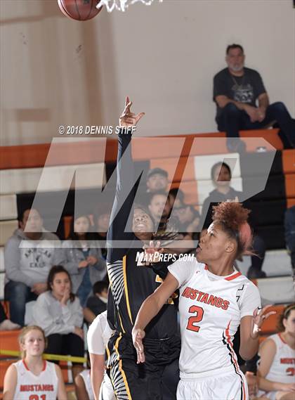 Thumbnail 1 in Foothill vs. Lathrop (CIF SJS D4 Semifinal) photogallery.