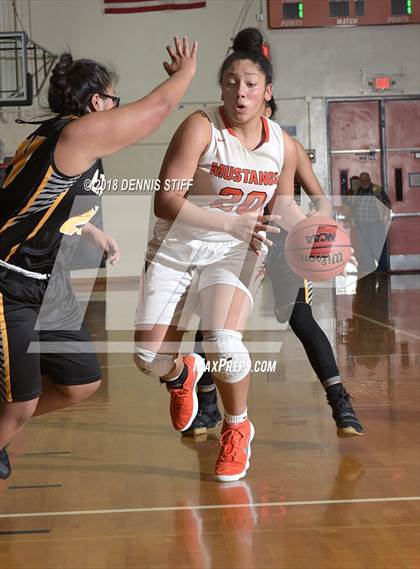 Thumbnail 2 in Foothill vs. Lathrop (CIF SJS D4 Semifinal) photogallery.