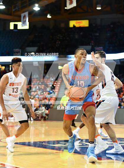 Thumbnail 2 in Whitney Young vs. Kenwood (Chicago Elite Classic) photogallery.
