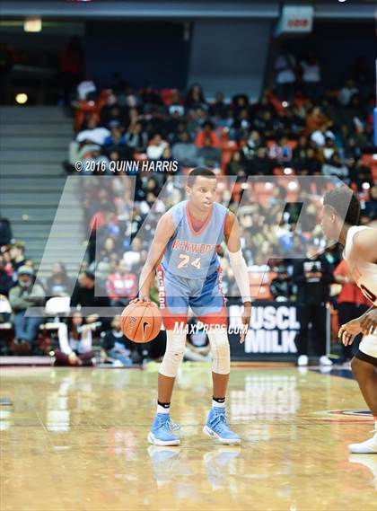 Thumbnail 1 in Whitney Young vs. Kenwood (Chicago Elite Classic) photogallery.