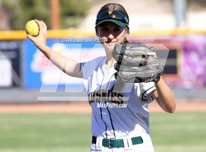Thumbnail 2 in Desert Mountain @ Horizon photogallery.