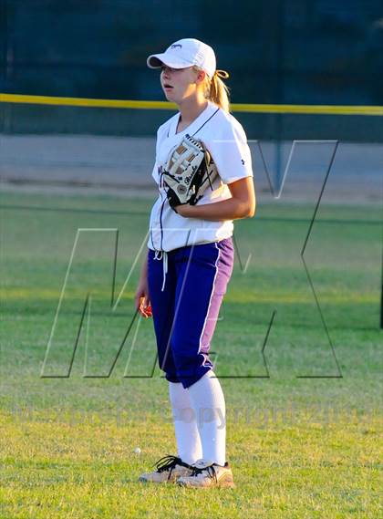 Thumbnail 3 in Salpointe Catholic @ Sunrise Mountain (AIA D2 Playoff) photogallery.