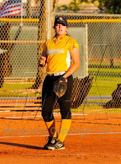 Thumbnail 3 in Salpointe Catholic @ Sunrise Mountain (AIA D2 Playoff) photogallery.