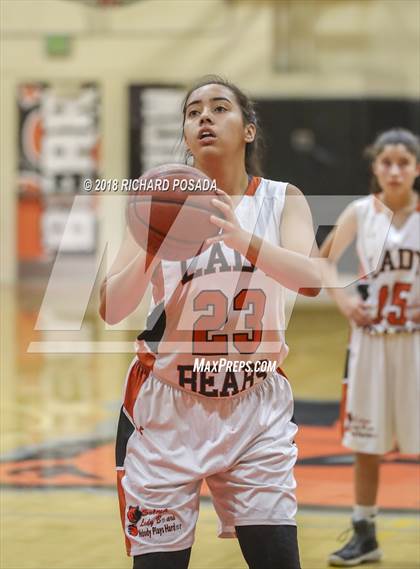 Thumbnail 2 in Selma vs. Golden Valley (Selma Shootout) photogallery.