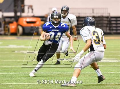 Thumbnail 3 in Kingman Academy vs. Bourgade Catholic photogallery.