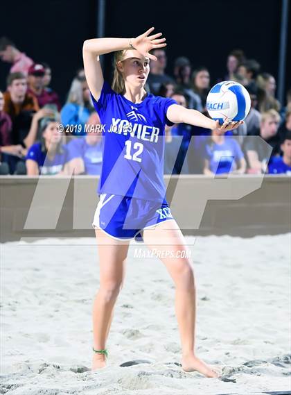 Thumbnail 1 in Xavier College Prep vs. Perry  (AIA D1 Championship) photogallery.