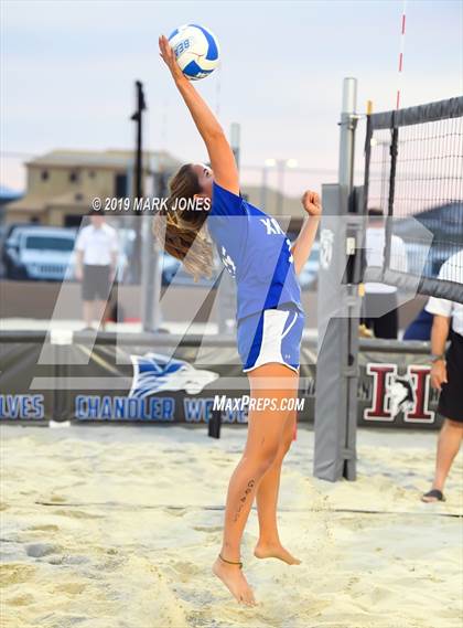 Thumbnail 1 in Xavier College Prep vs. Perry  (AIA D1 Championship) photogallery.