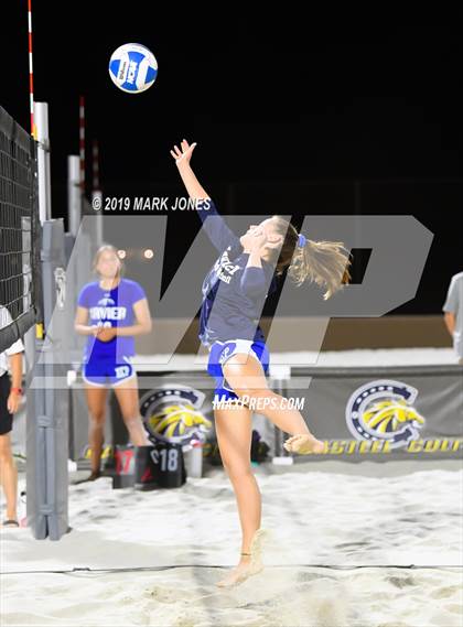 Thumbnail 1 in Xavier College Prep vs. Perry  (AIA D1 Championship) photogallery.
