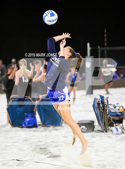 Thumbnail 2 in Xavier College Prep vs. Perry  (AIA D1 Championship) photogallery.