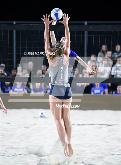 Thumbnail 1 in Xavier College Prep vs. Perry  (AIA D1 Championship) photogallery.