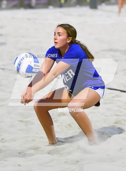 Thumbnail 3 in Xavier College Prep vs. Perry  (AIA D1 Championship) photogallery.
